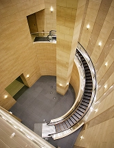 JR錦糸町駅を軸に、精工舎跡地で展開された〔TOKYOリ・デザイン〕プロジェクト。住・遊・職が融合する暮らしのステージを創出。