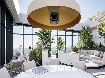 スカイデッキ 撮影:ナカサアンドパートナーズ